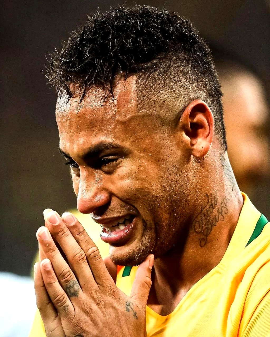 内马尔遭遇十二连败，切尔西教练面临压力！